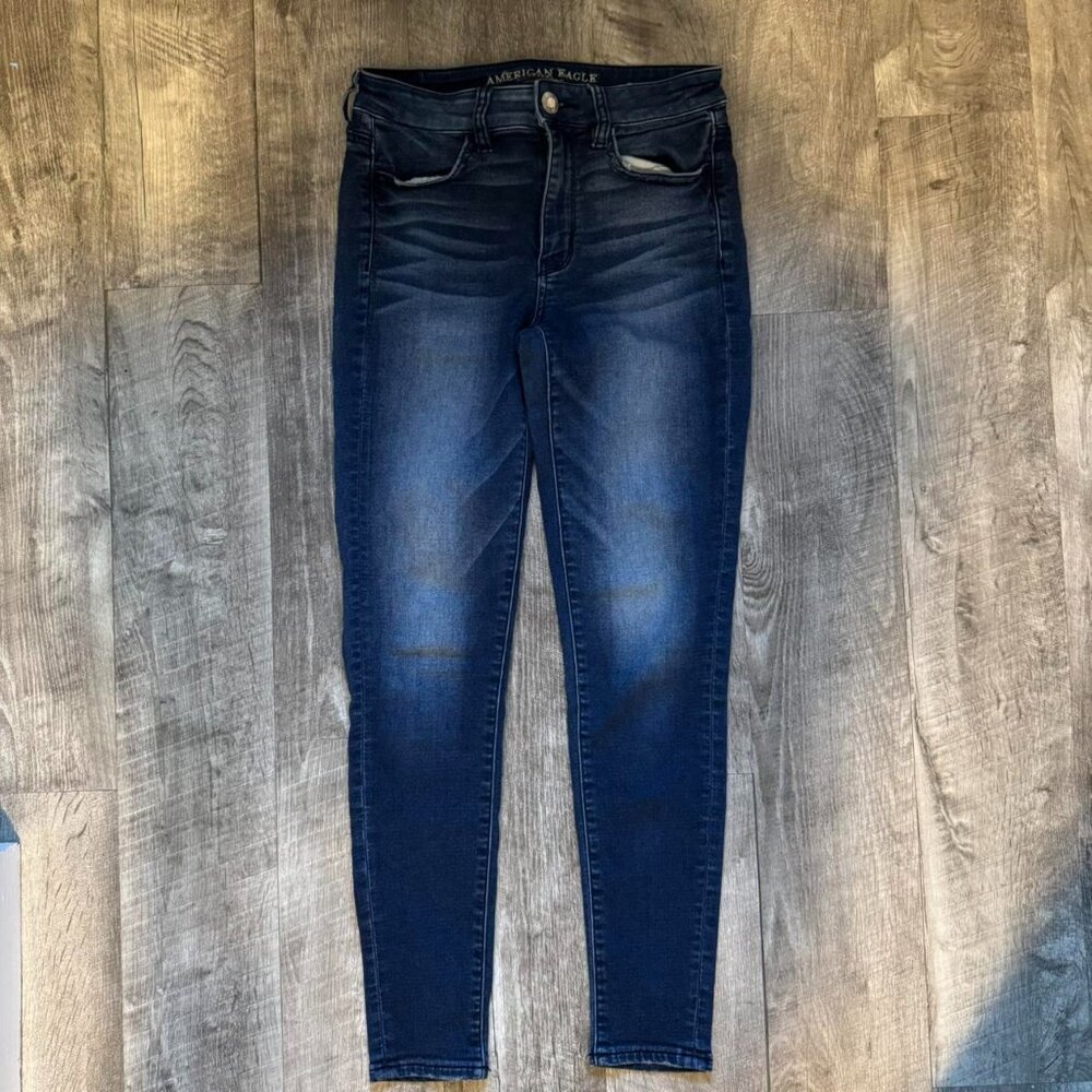 American Eagle Outfitters Women's Blue and Navy Jeans
